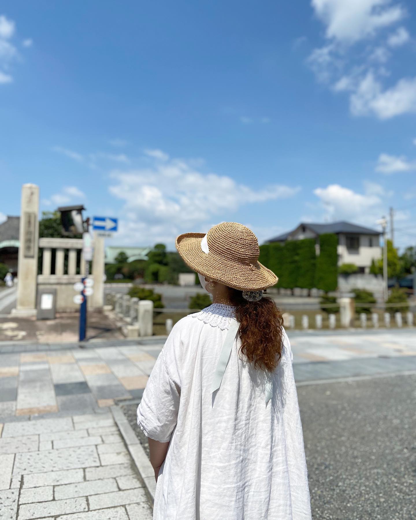 ・店舗夏休みのお知らせです・7月28日(水)〜8月4日(水)の一週間お休みをいただきます・・夏ならではの体験を心から楽しんでその後、いい空気を纏ってさらにお仕事に励みます・・どうぞよろしくお願い致します・尚、オンラインの発送業務もお休みとなります・・8月は関東各地でイベントが控えています　代々木上原、立川、横浜、高崎、浦和‥皆様のお近くの場所にも帽子と洋服達を連れていきますので是非遊びにいらしてくださいませ・・遠くの方は7月30日までの期間にてオンラインイベントinstars @__instars も開催中ですこちらも是非覗いて見てくださいね・・・・