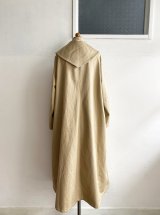 s3_C39_coat_bg_04